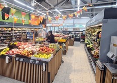 A generally nice fruit and vegetable section.