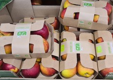 Blue whale organic apples.