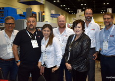 The team of Boix Machinery standing next to the MCT1-TS (The top seal Punnet machine)