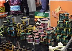 Waterman Onions also displayed processed condiments. 