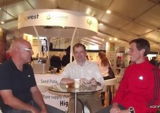 Andrew Skea from Skea Organics with some clients.