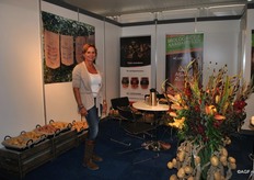 1.	Christine Loogman of AC Loogman en Zn. They were at the fair for the first time.