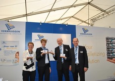 Verbruggen Palletizing Solutions. The new palletiser with wrapper could be viewed at the stand. Visitors were invited to have their picture taken with it, and by 'liking' the Verbruggen Facebook page they had a chance of winning a meal for two.