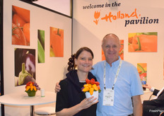 Anouk Sijmonsma form PMA and Ger van Burik from Holland Fresh Group