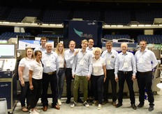 The team of Ellips Group. They recently introduced the MSI5-camera, making it possible to detect every single bruise in an apple. https://www.freshplaza.com/article/9153272/with-this-new-camera-we-can-detect-every-single-bruise-in-a-red-delicious-apple/