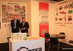 Sorter is a Polish company, delevering complete sorting and packaging lines. On the picture: Lukasz Kaim and Edgar Klusa.