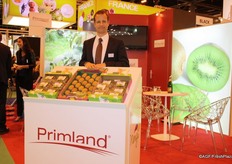 Primland is well-known for the Nergi-kiwiberries. On the picture: Jean Baptiste Pinel.