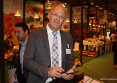 Antonio Oken from Opticool.