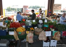 Ronnie Moore's Fruit & Veggies