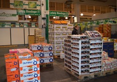 The trader is importing some products directly from all over the world. For example from Thailand and Brazil.