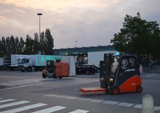 Munich has the largest 'Grossmarkt' (large, wholesale market) of fruits and vegetables in Germany. This one is the third largest in Europe, after Barcelona and Paris, with an enormous supply of fresh products.