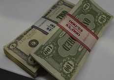 When you have too much cash, Bandall bands can also be used.