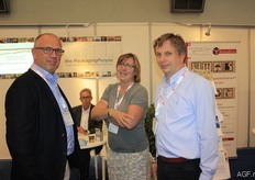 Bas and Hans Muyshondt of Pomuni visit the fair.