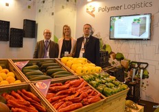 Polymer Logistics Cailos Parejo, Yolande Zapata, Felipe Vicente at the wood-look presentation.