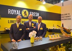 F.M.I.: Limes, Lemon and more. This company was at the Fruit Attraction for the first time. Their slogan: A company that dares to be different dares to be FMI yellow. Left to right: Peter, René and Henk Bouman.
