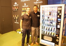 Pascal Coumartin has made it his mission to make schools and companies healthier with Fru&Tube. The founder of the company is on the left.