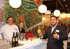 Frank Ocampo of Hagé wants a pineapple in the picture.