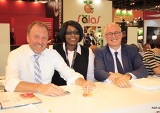 The managers of BelOrta: Filip Fontaine and Chris de Pooter with Claire Sakho of Global Bloom.