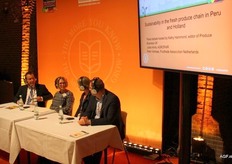 Panel discussion with, among others, Peter Verbaas (GroentenFruit Huis) and Julian Arnts of Agrofair