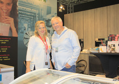 Uko Vegter (right) of Fresh Fruit Express: “Smoothie packs and cocktail mixes are doing well in the food services industry. A healthy, easy alternative.”