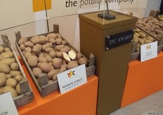 Every grower who has a variety which made it onto the variety list receives an ‘award’. The Monte Carlo, ware potato, is one of them. Monte Carlo has a disease resistance against nematodes. Names of varieties are based on metropolises with the goal that a name always has the same meaning.