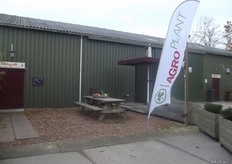 Agroplant’s variety shows were held at ‘Op d’n Akker’, a nice location which helped the cosy atmosphere. Bram van der Lee said that Agroplant is a typical family company.