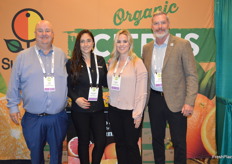Jeff Gaston, Christina Ward, Carley Pratt, and Trent Bishop with Sunkist Growers.