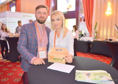 Daniel and Ewa Fiuczek from Goldfresh are waiting for a meeting with the retailer E.Leclerc.