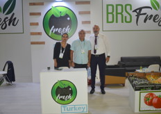 In the middle is Muirat Sari, on his right is Ismail Ozondac for BRS Fresh. They export pomegranates, apples, peppers and other vegetables to Germany, Poland, Italy, Austria, France and Bulgaria. 