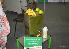 Another solution by Egemas, that enhances the coloring of the fruits.