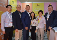 Ray Mizutani, Gerald Denni, Jim Phillips, Maria Kwok, Esther Lee and Chris Harris from Sunkist Growers.   