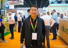 Sam Xie is CEO of Gold Anda Agricultural, a Chinese based import and trade company. The company specializes in imported fruits from Chile to China.