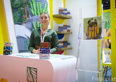 Donatella Ecuador Donatecua S.A. with Serval Nor.