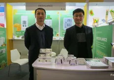 Freshliance produces temperature and humidity and also location data loggers for cold chain shipments. To the left, Victor Liu.