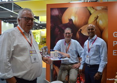 Arie Havelaar – Sawari Fresh International, Pol Roussel – Roussel Onions and Naresh Pillay – Cambridge Onions.