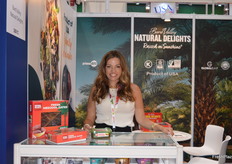 Shayna Telesmanic at Bard Valley Dates.