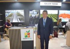 Sener Batum of Özler Tarim. They export cherries, figs, apples and citrus from Turkey.
