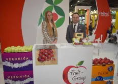 On the right is Lukasz Mikusek, sales director for Fruit-Group. They export apples from Poland to European markets, mostly.