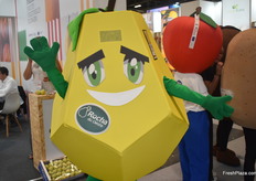 The Rocha pear welcoming everyone to the Portuguese pavillion.