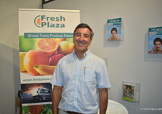 Fernando Costa of Nativa, visiting the FreshPlaza stand. They export sweet potatoes from Portugal.