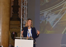 Estelle Linget – Roland Berger