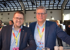 Andreas Herbrandt - Carton Pack with Panagiotis Chrissovergis - Fruitnet