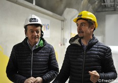 On the left Mauro Erlucher (Cocea plant manager), on the right Andrea Fedrizzi (Melinda marketing manager)