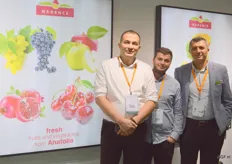 Narence, from Turkey, is a producer and exporter of a wide range of fresh fruit and vegetables. Elil, Mahmut and Ali.