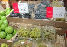 We also visited a supermarket in Moscow. The following photos show the range.The exchange rate of the ruble at that time was about 70 rubles for 1 Euro.