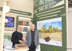 Moen Shetaya, (left), CEO of Qitaf, a Palestinian Medjool export company.Qitaf exports notably to Europe and Turkey, and reports a successful season in 2024.
