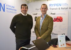 Its Fresh have launched a new brand RYPEN to bring the latest ripening technology to the market. Jorge Garcia Van Gei and Tristan Kaye at the RYPEN stand.