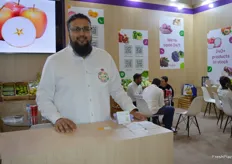 Fresh4U imports fruit and veg into the UK from more than 25 countries Fakhruddin Paisawala was at the stand.
