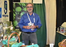 Jeff Bruff of Rock Garden is showing different herb pastes, called Chef Shots.