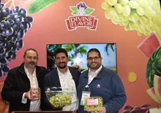 Luis Batiz, Alán Aguirre, and Patrick Cortes show tomatoes in clamshell as well as grapes from Jalisco, a region in Mexico that’s harvesting grapes now. Alan shows the Autumn Crisp variety with Patrick showing Cotton Candy grapes.